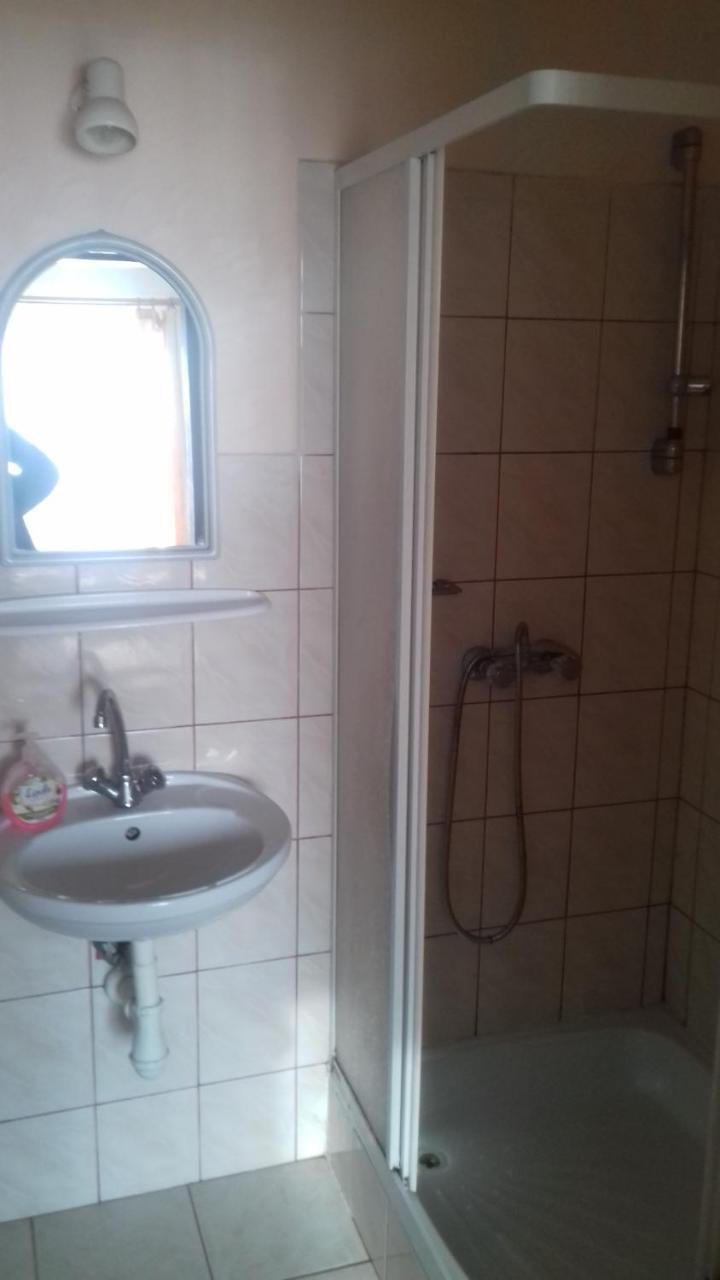 Hostel Jax Stary Toruń Esterno foto